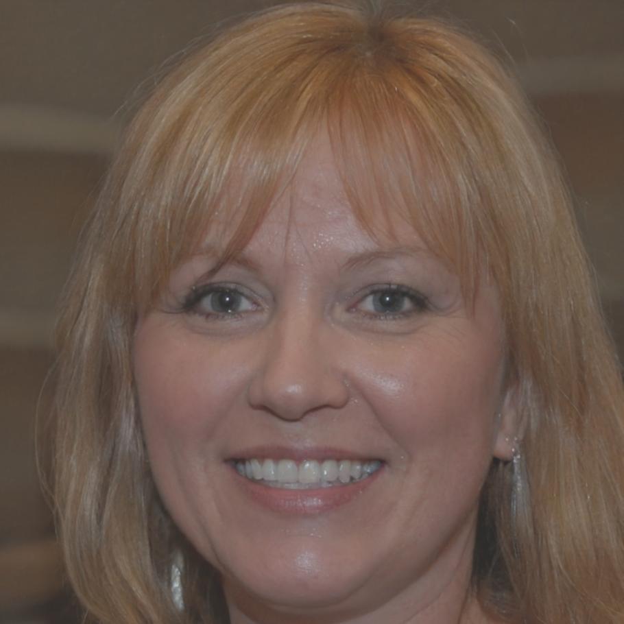 Portrait von Elena Hoffmann, Digitalmarketing-Spezialistin